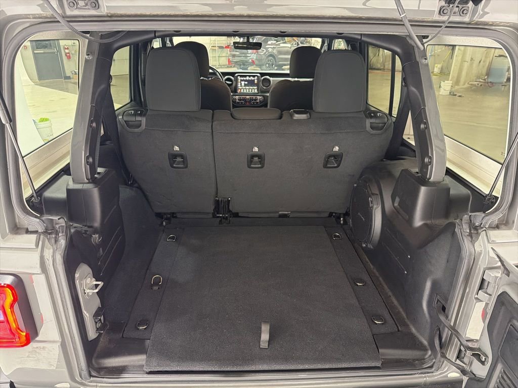 Used 2022 Jeep Wrangler Unlimited Sport image 25