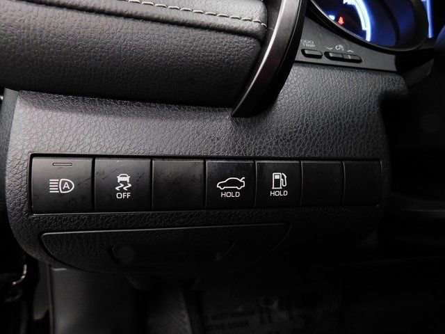 Used 2024 Toyota Camry SE image 40