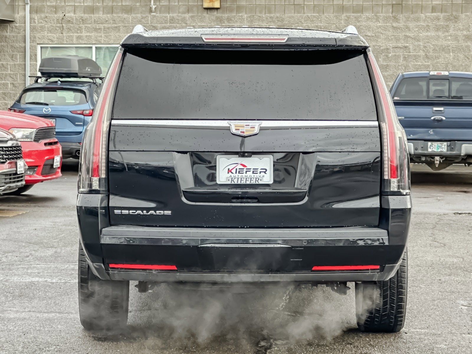 Used 2017 Cadillac Escalade ESV Platinum image 5