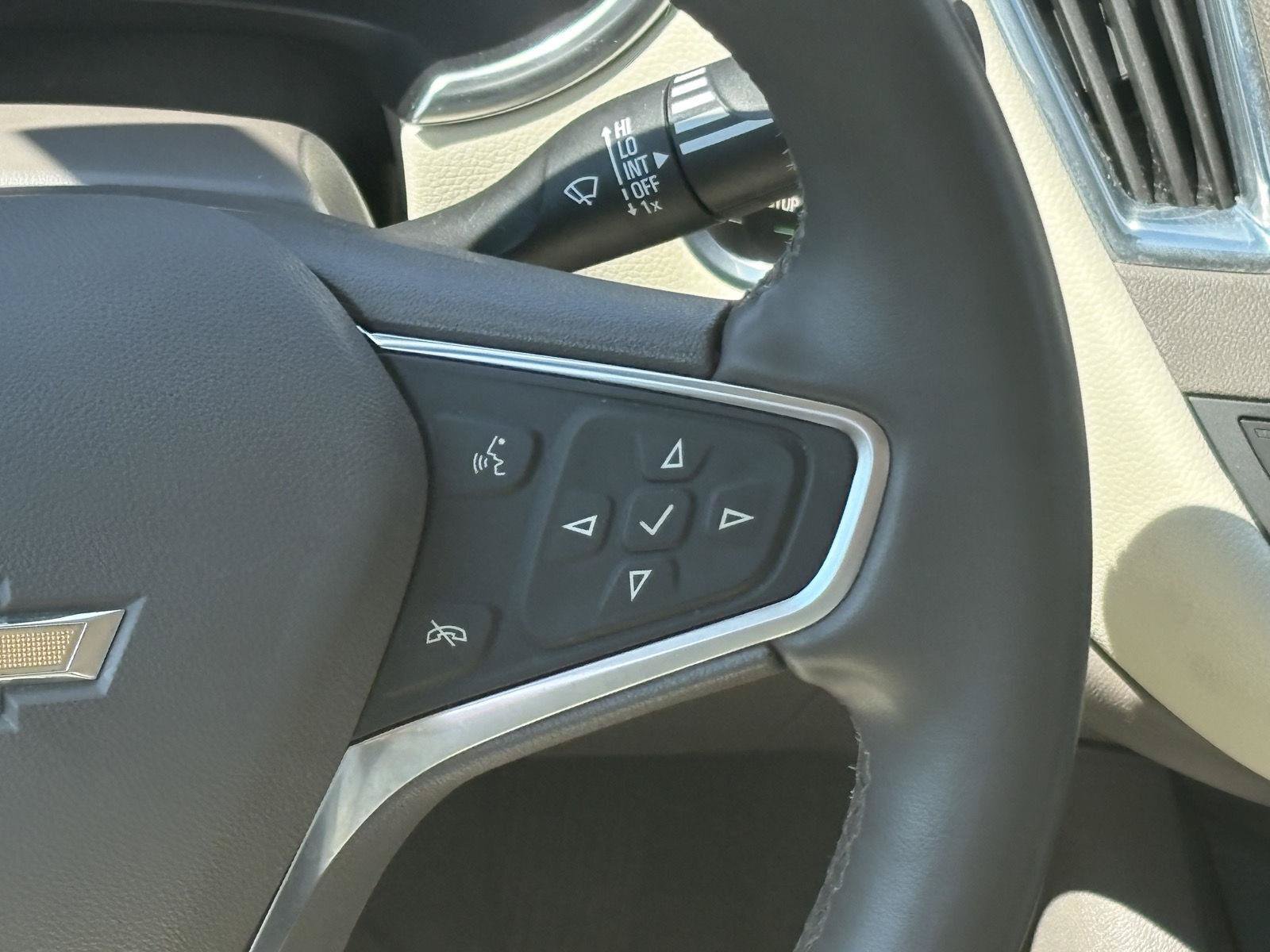 Used 2024 Chevrolet Malibu LT FWD image 12