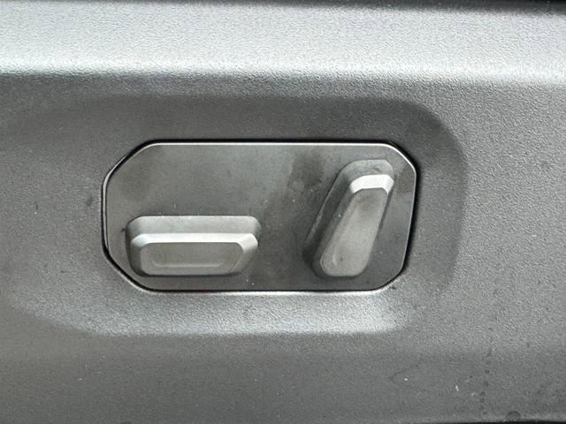 Used 2025 Jeep Wrangler Unlimited Rubicon w/ Steel Bumper Group image 13