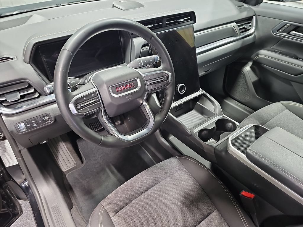 Used 2025 GMC Terrain Elevation AWD/4WD image 15
