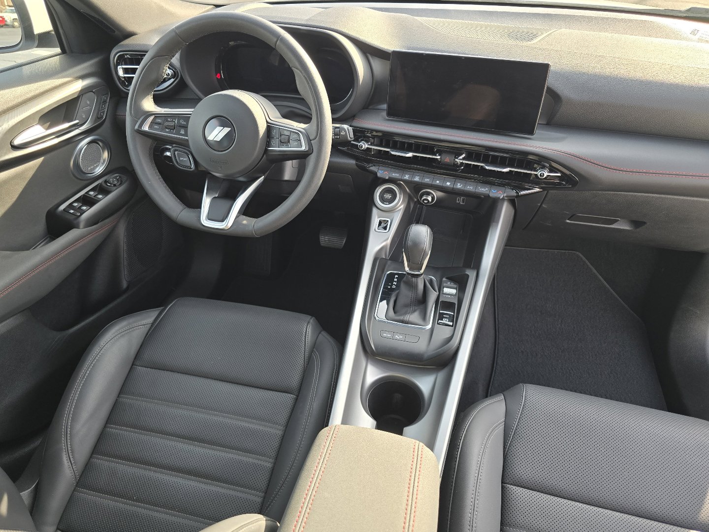 Used 2024 Dodge Hornet GT image 35