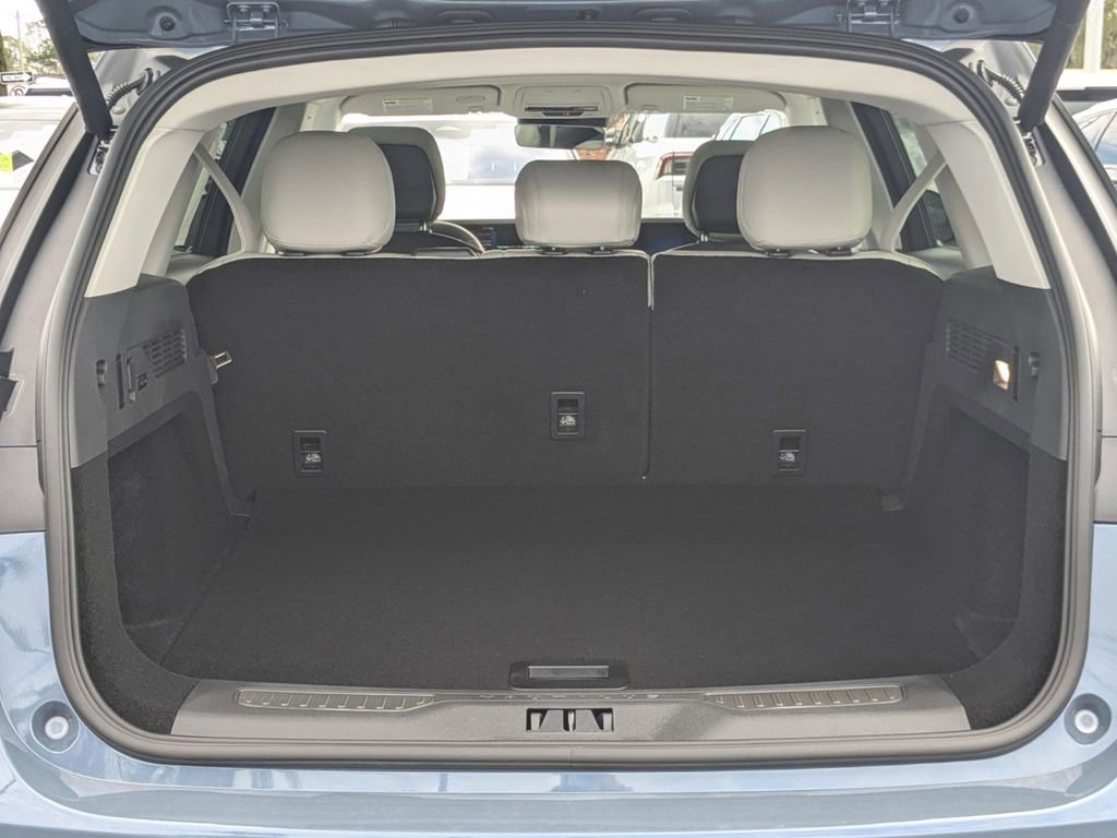 New 2026 Lincoln Nautilus Premier image 13