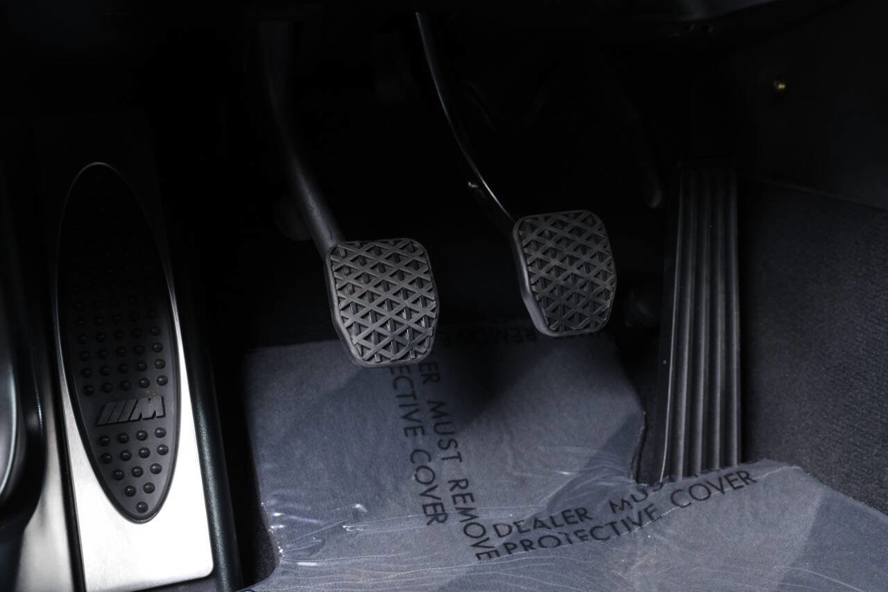 Used 2002 BMW M5 image 83