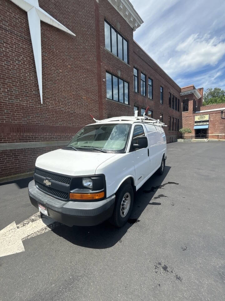 Used 2005 Chevrolet Express 3500