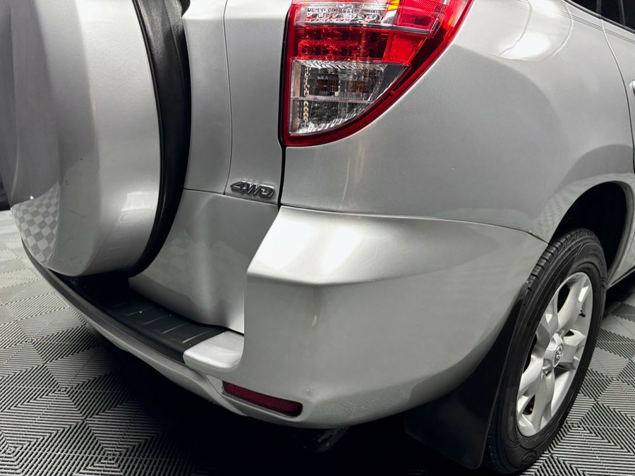Used 2011 Toyota RAV4 4WD w/ Upgrade Value Pkg image 13