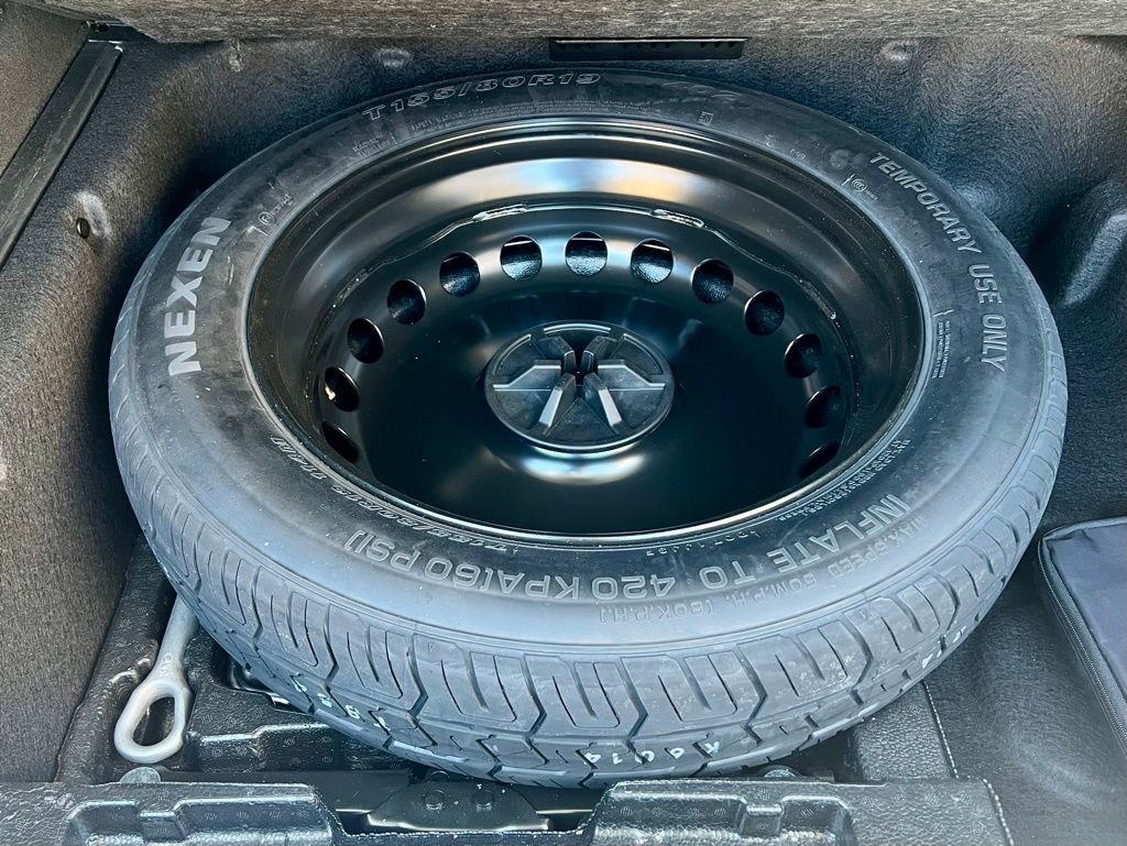 Certified 2024 Mercedes-Benz GLE 450 4MATIC image 38