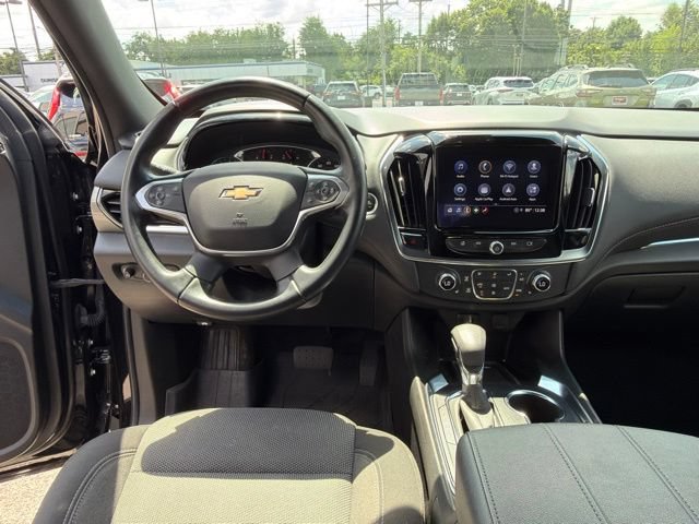 Used 2023 Chevrolet Traverse LT w/ LPO, Floor Liner Package AWD/4WD image 17