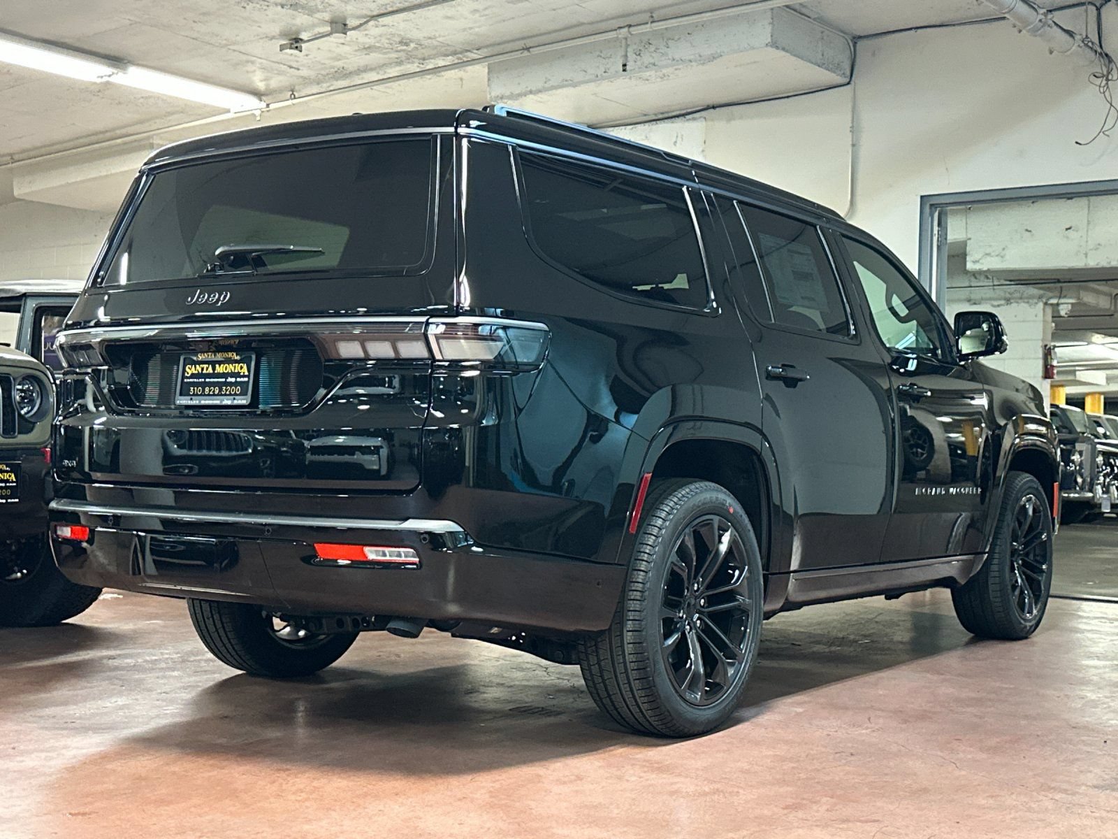 New 2026 Jeep Grand Wagoneer Summit AWD/4WD image 5