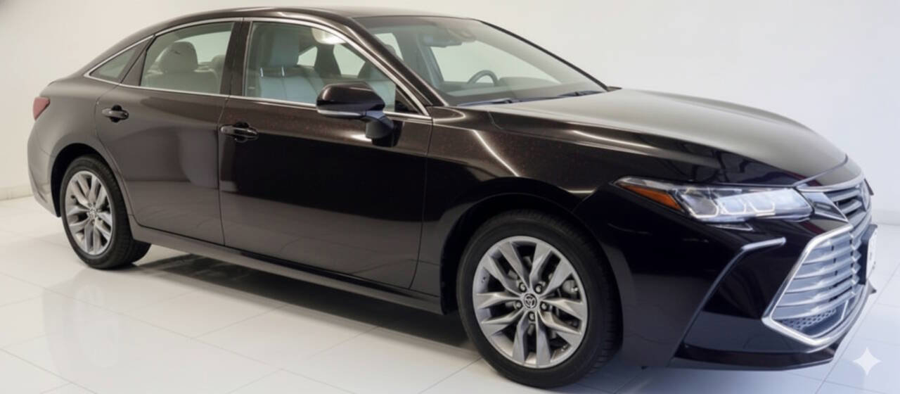 Used 2019 Toyota Avalon XLE w/ Moonroof Package