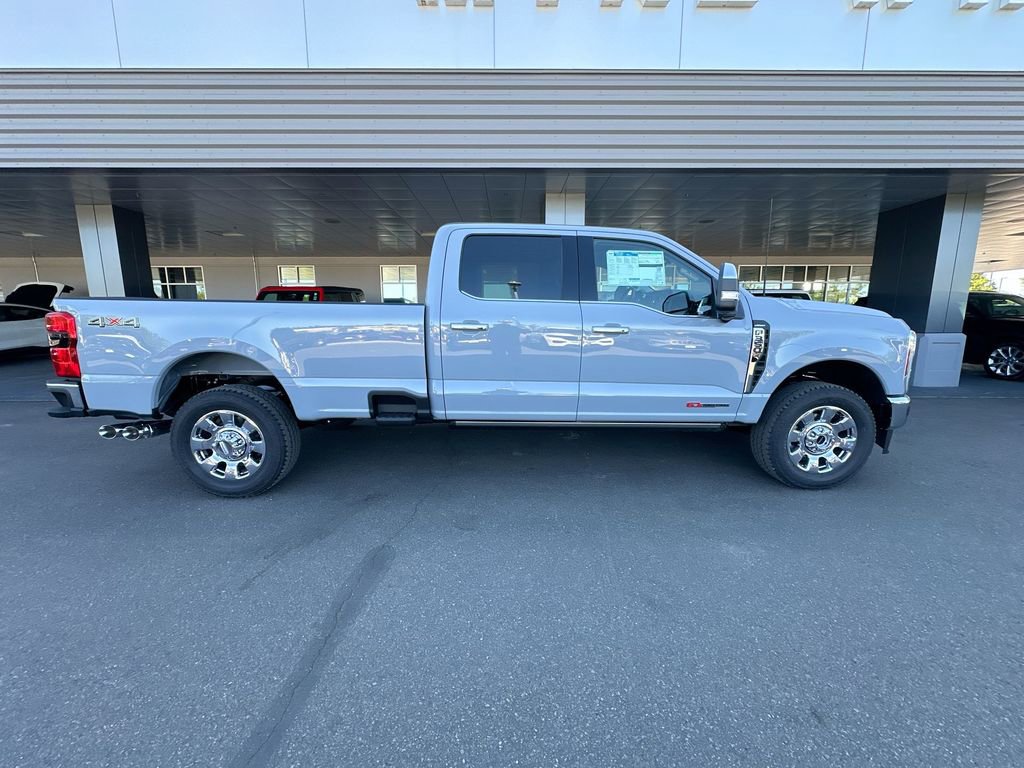 New 2025 Ford F350 Lariat w/ Lariat Ultimate Package image 5
