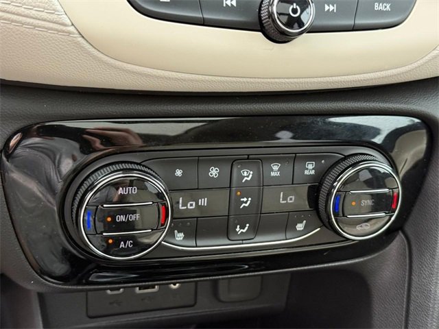 Used 2023 Buick Encore GX Essence w/ Experience Buick Package image 23