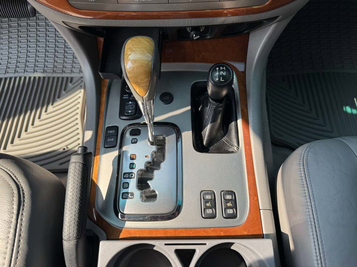 Used 2007 Lexus LX 470 4WD image 24