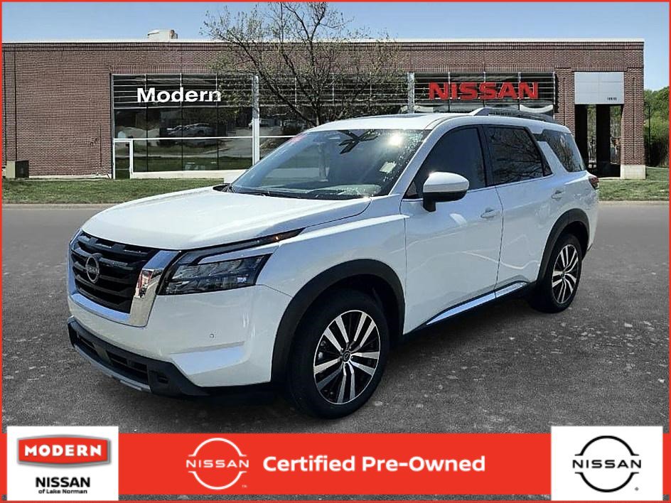 Certified 2024 Nissan Pathfinder Platinum w/ Cargo Package image 1