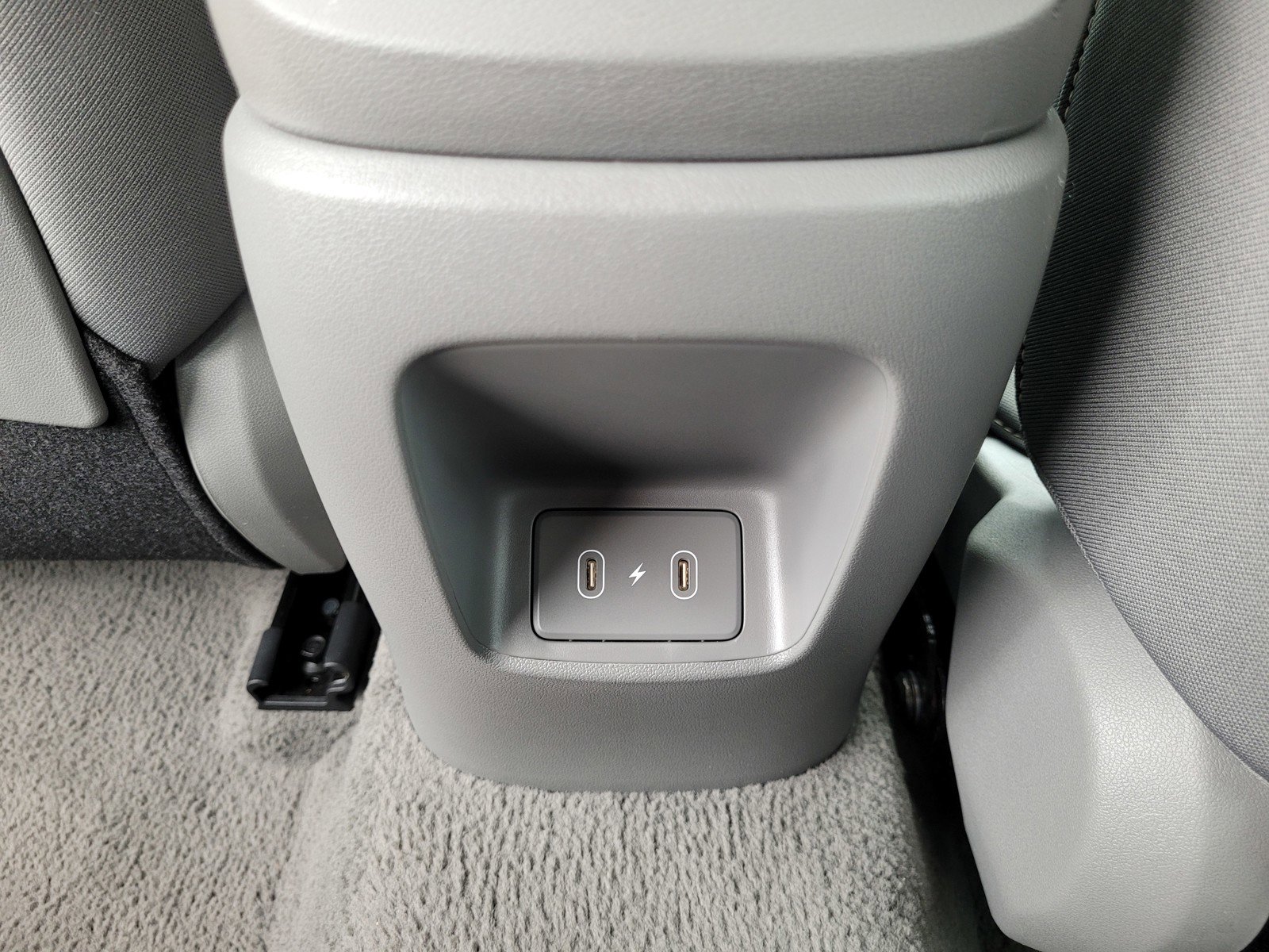 Used 2025 Hyundai Elantra SEL image 14