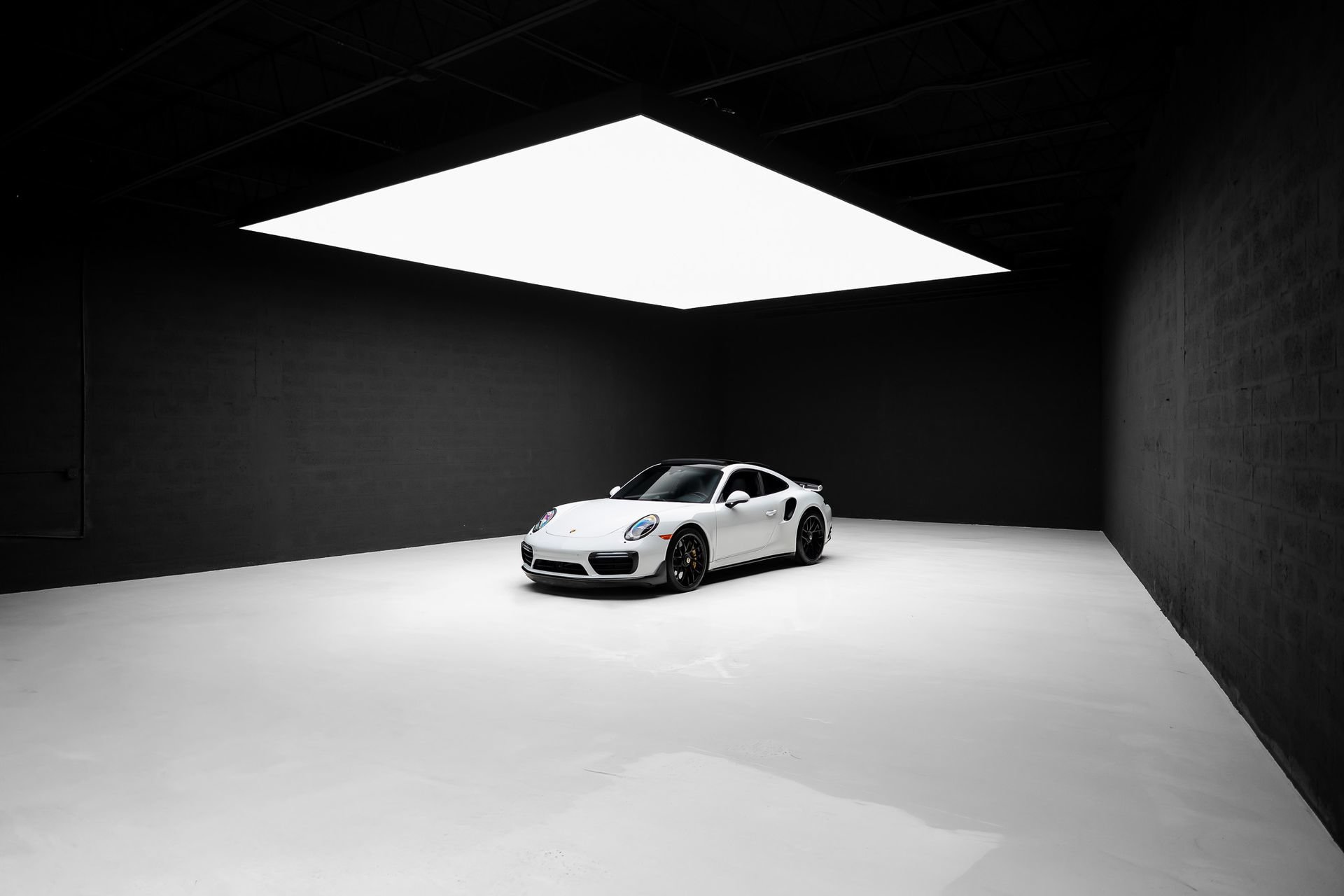 Used 2017 Porsche 911 Turbo S AWD/4WD image 89