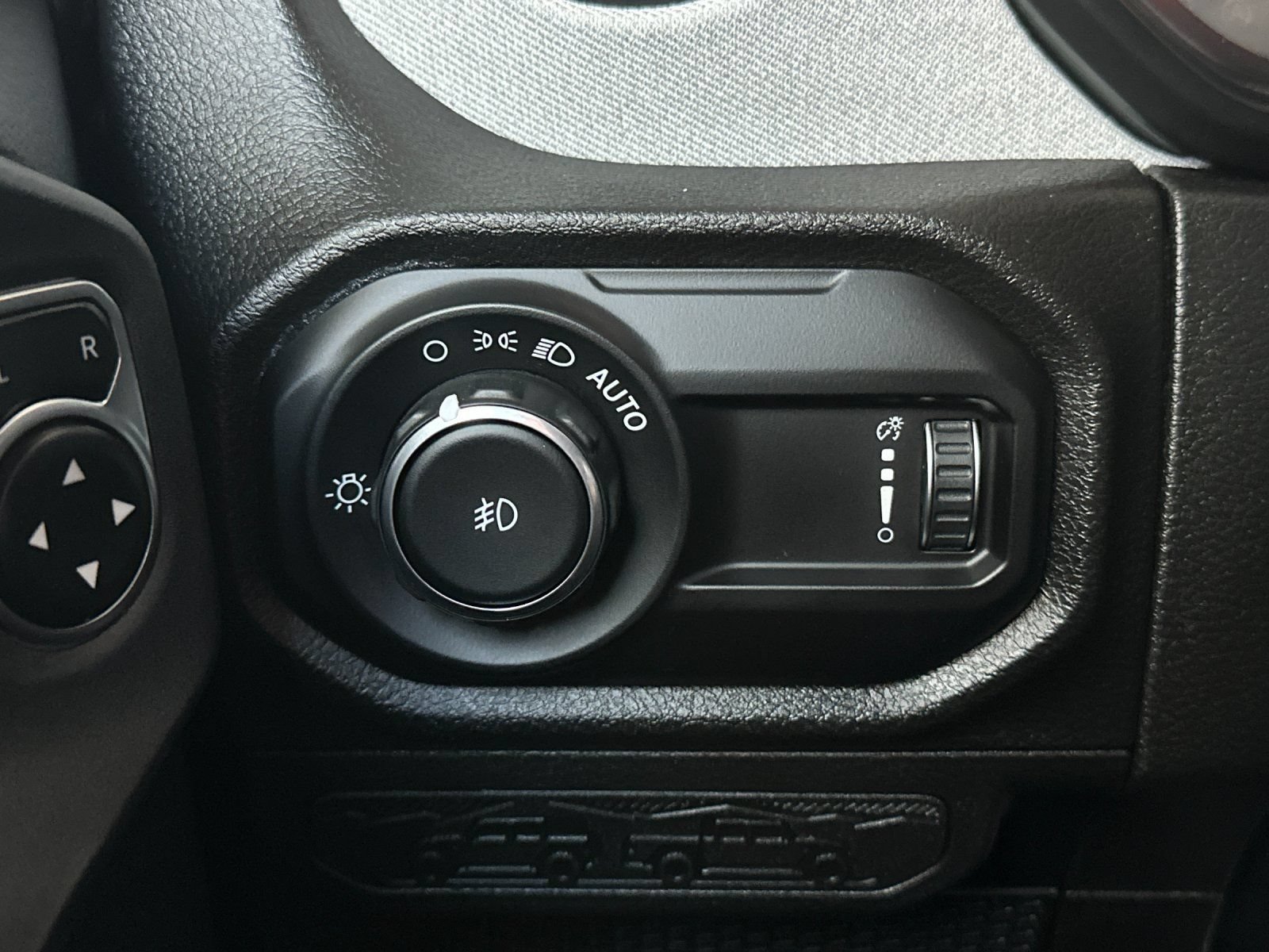 Used 2024 Jeep Wrangler Unlimited Sport AWD/4WD image 26