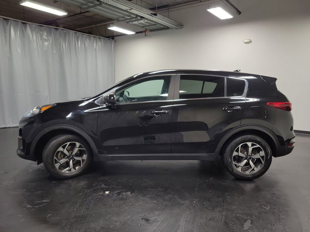 Used 2022 Kia Sportage LX image 5