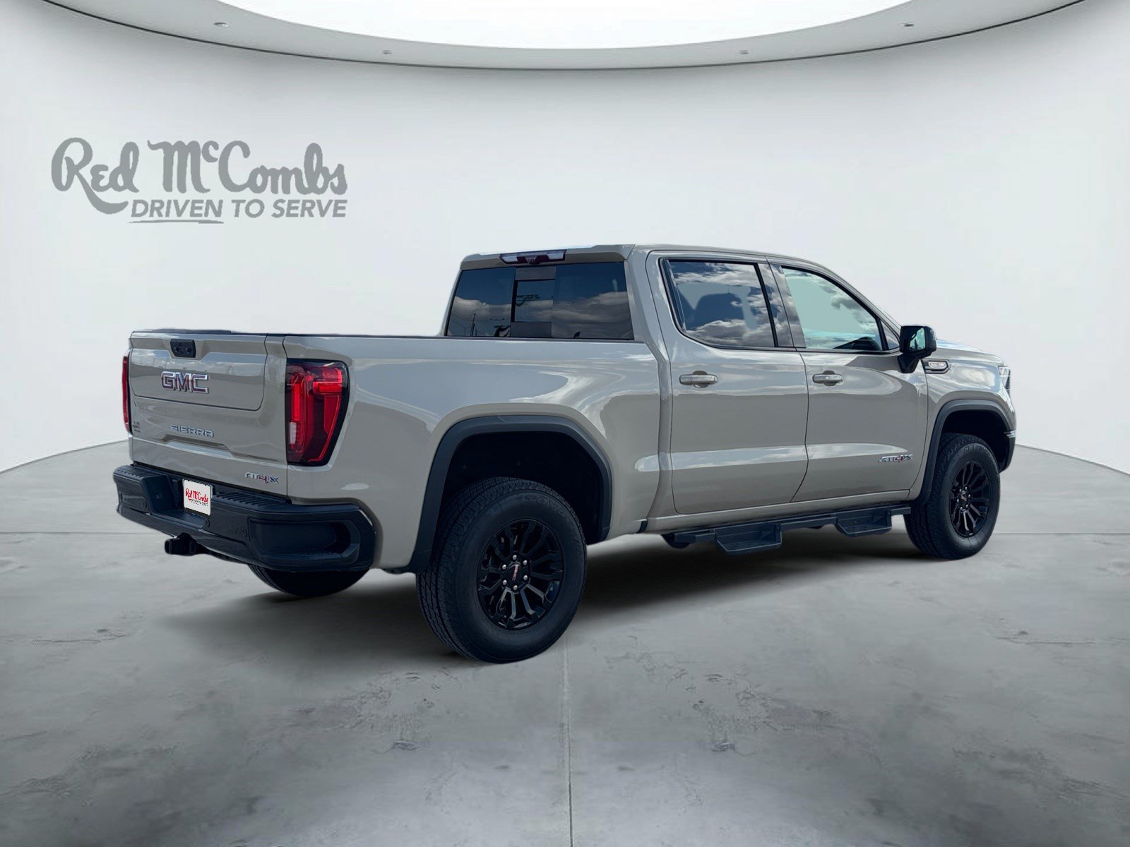 Used 2023 GMC Sierra 1500 AT4X AWD/4WD image 5