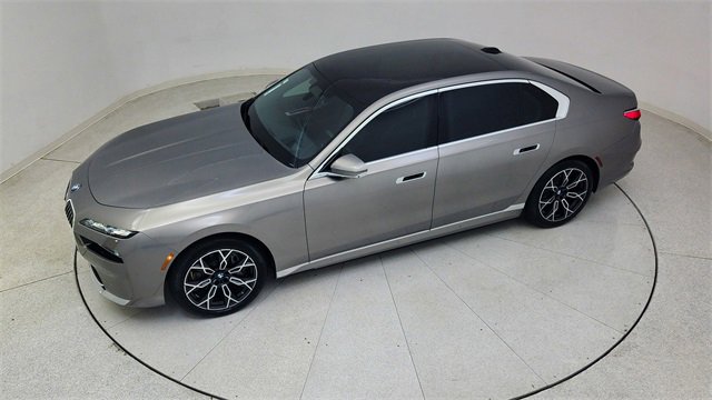 Used 2025 BMW i7 eDrive50 image 82