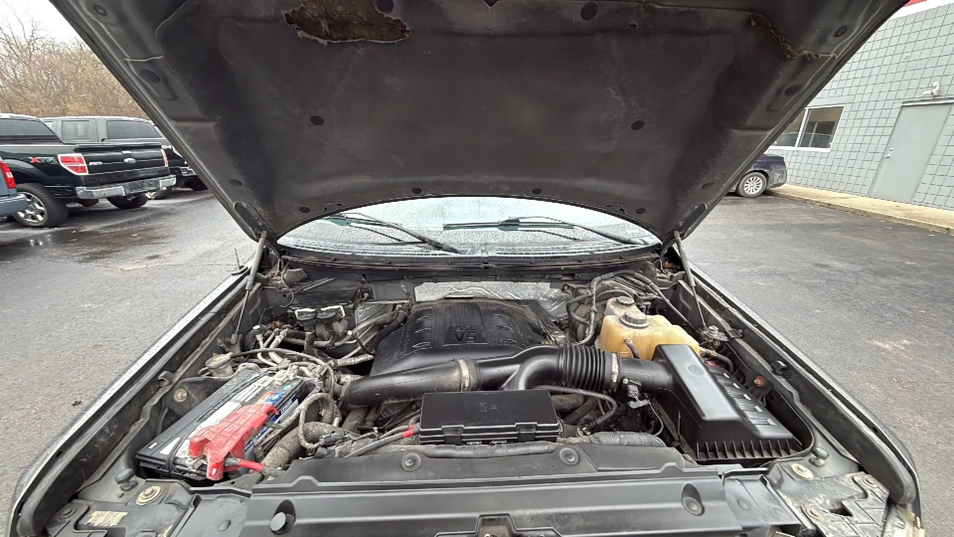 Used 2011 Ford F150 XLT w/ XTR Pkg image 18