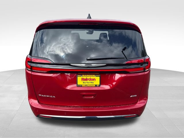 New 2025 Chrysler Pacifica Select AWD/4WD image 6