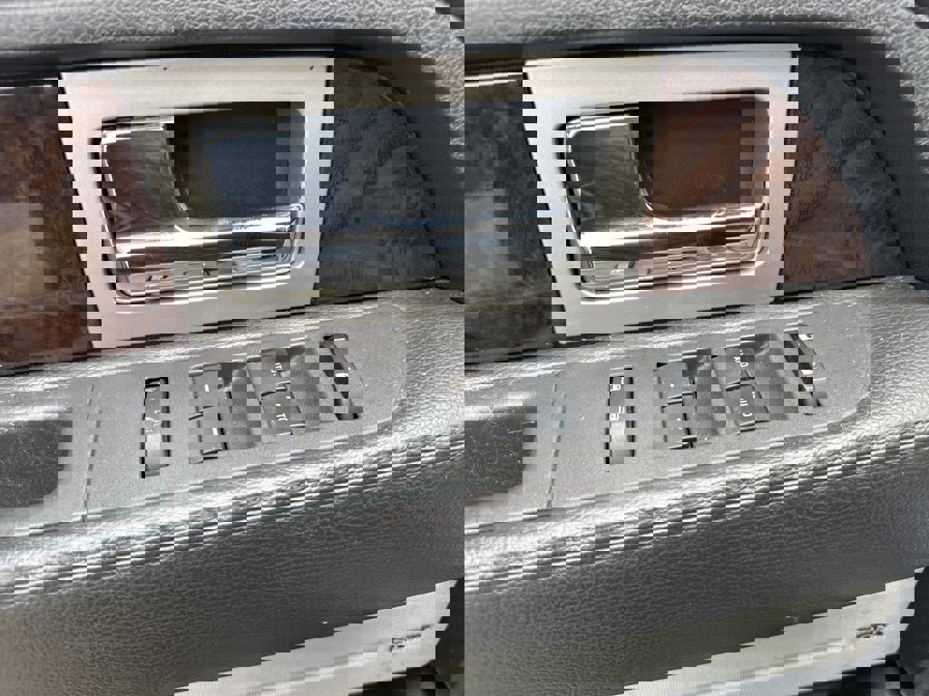 Used 2014 Ford F150 Platinum image 15