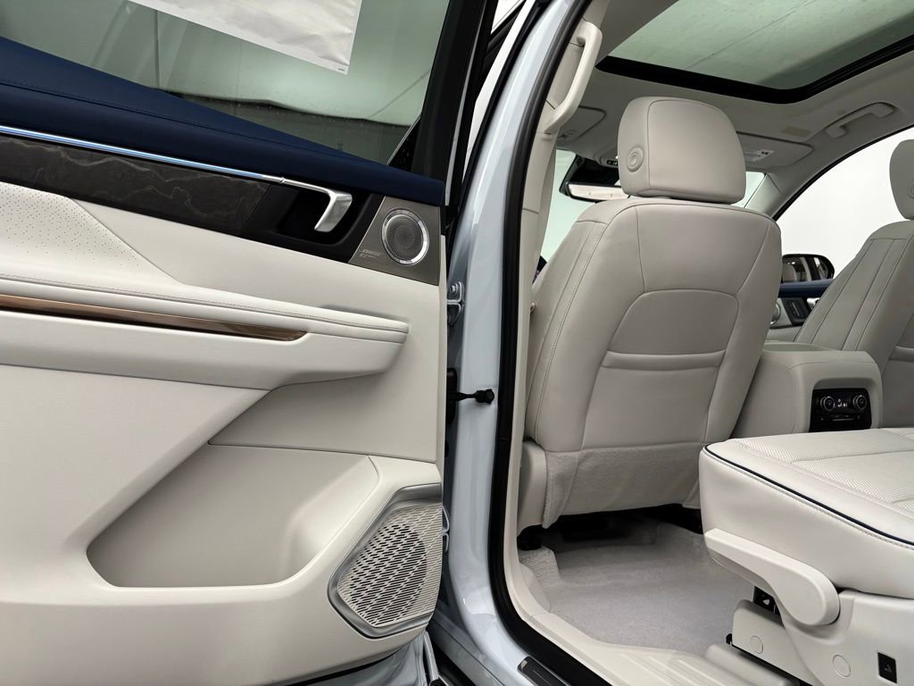 New 2026 Buick Enclave Avenir image 45