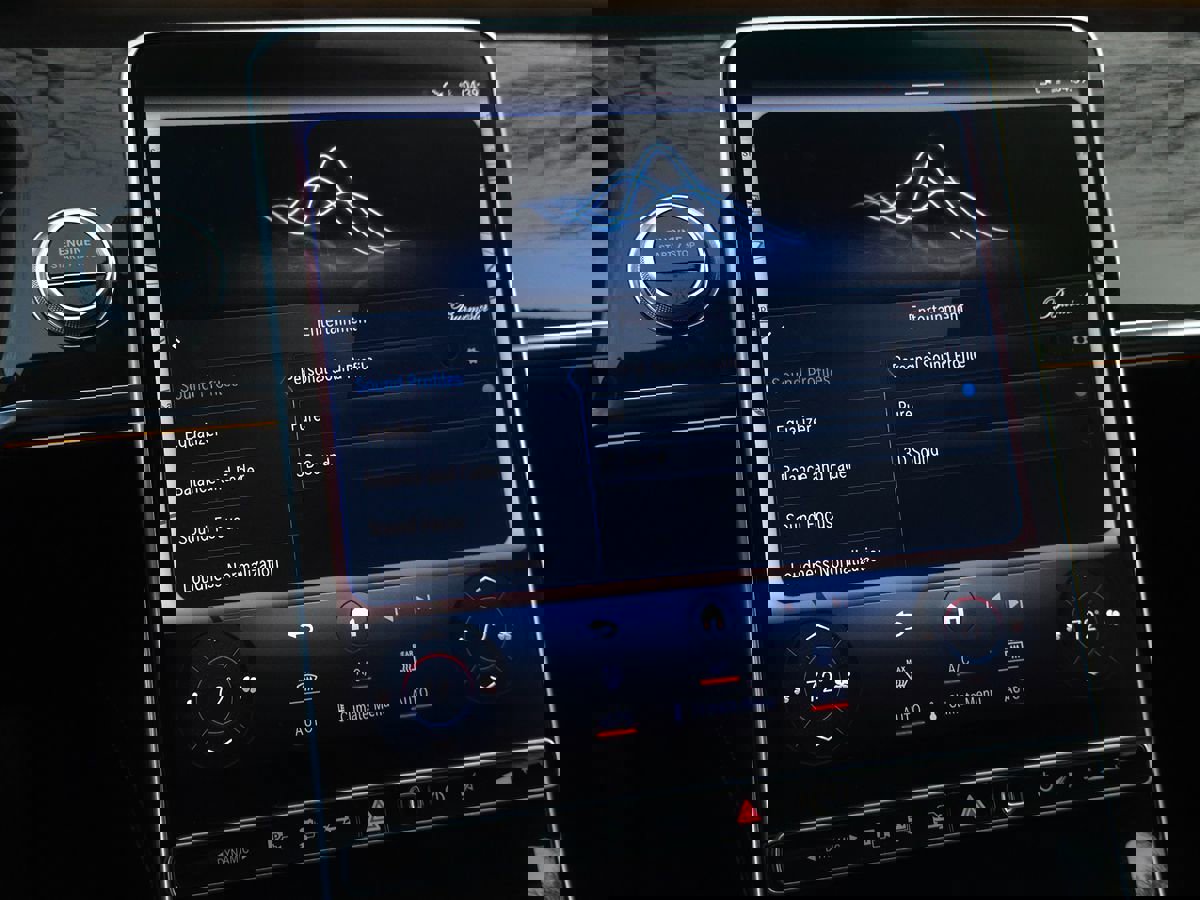 Used 2023 Mercedes-Benz S 580e 4MATIC Sedan w/ Warmth & Comfort Package image 66