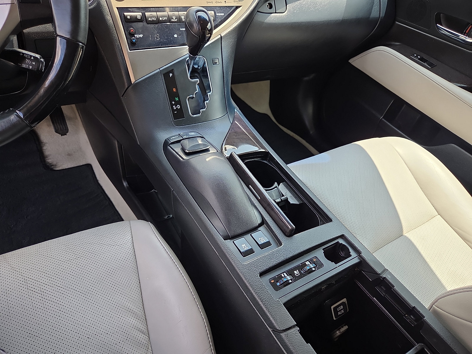 Used 2014 Lexus RX 350 AWD w/ Navigation Package image 25