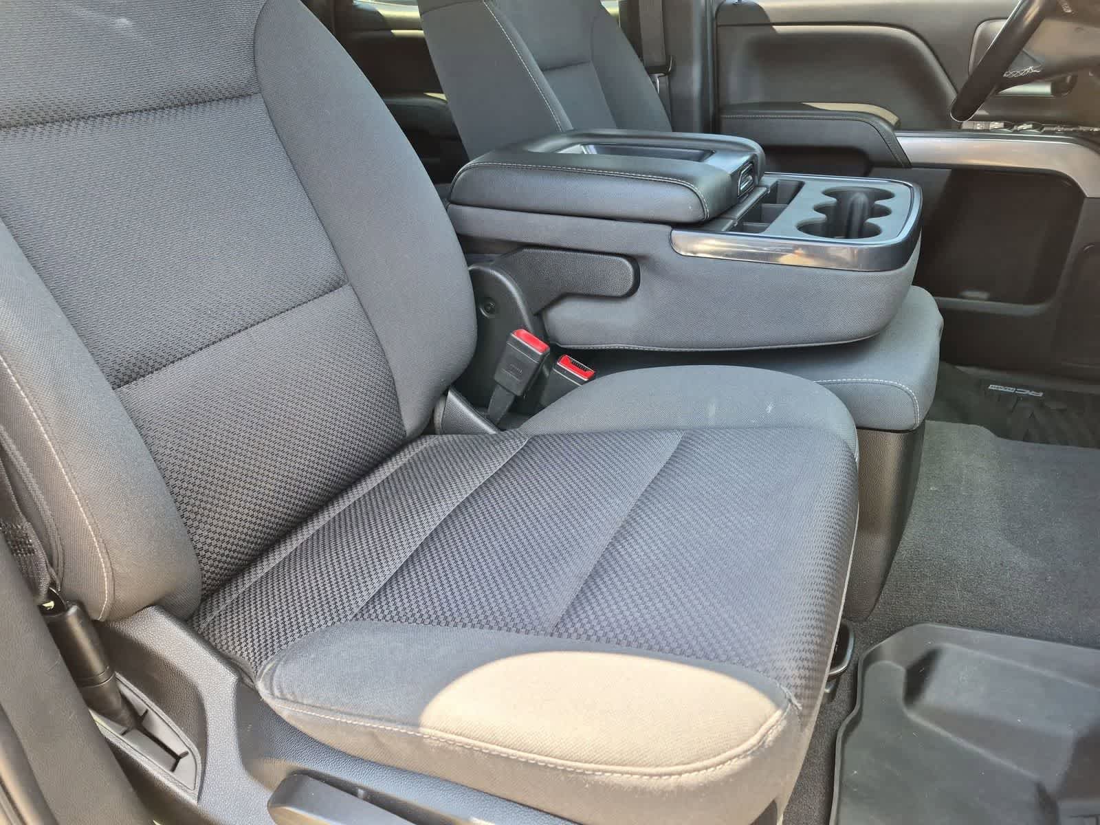 Used 2018 Chevrolet Silverado 1500 LT w/ All Star Edition AWD/4WD image 22