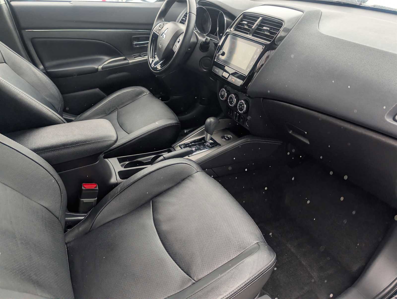 Used 2018 Mitsubishi Outlander Sport SEL image 28