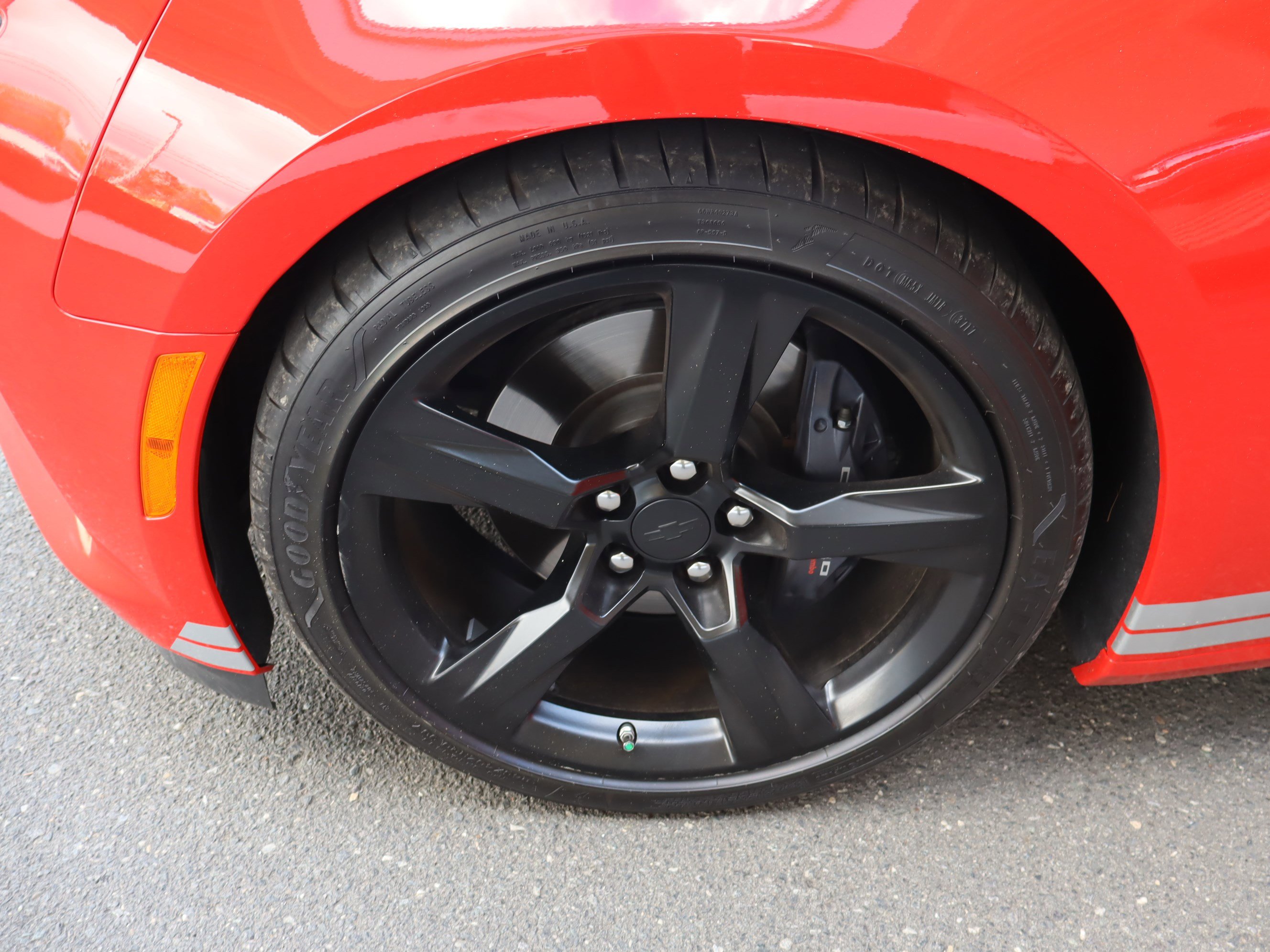 Used 2018 Chevrolet Camaro SS image 34