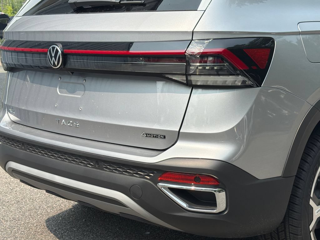 New 2026 Volkswagen Taos SEL AWD/4WD image 5