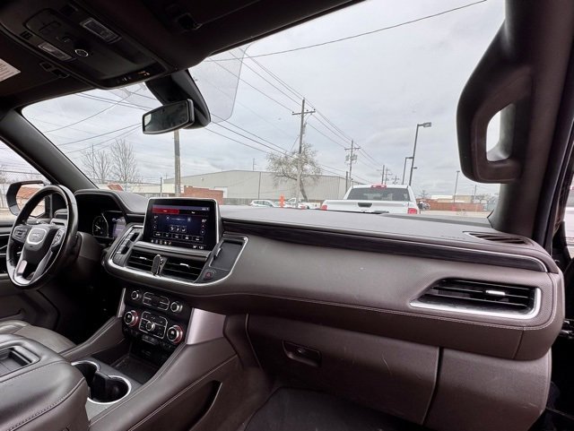 Used 2021 GMC Yukon SLT image 13