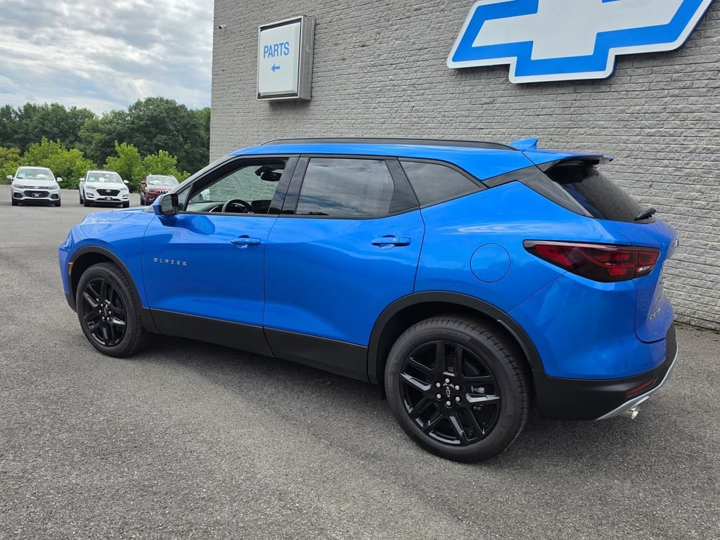 New 2026 Chevrolet Blazer LT w/ Convenience Package AWD/4WD image 11