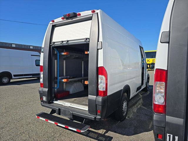 Used 2024 RAM ProMaster 3500 w/ Delivery Van Package FWD image 18