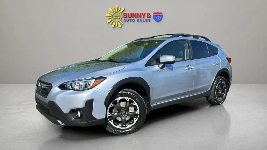 Used 2023 Subaru Crosstrek 2.0i Premium image 4