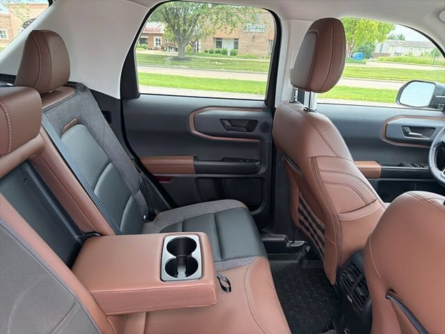 Used 2023 Ford Bronco Sport Outer Banks w/ Tech Package AWD/4WD image 13