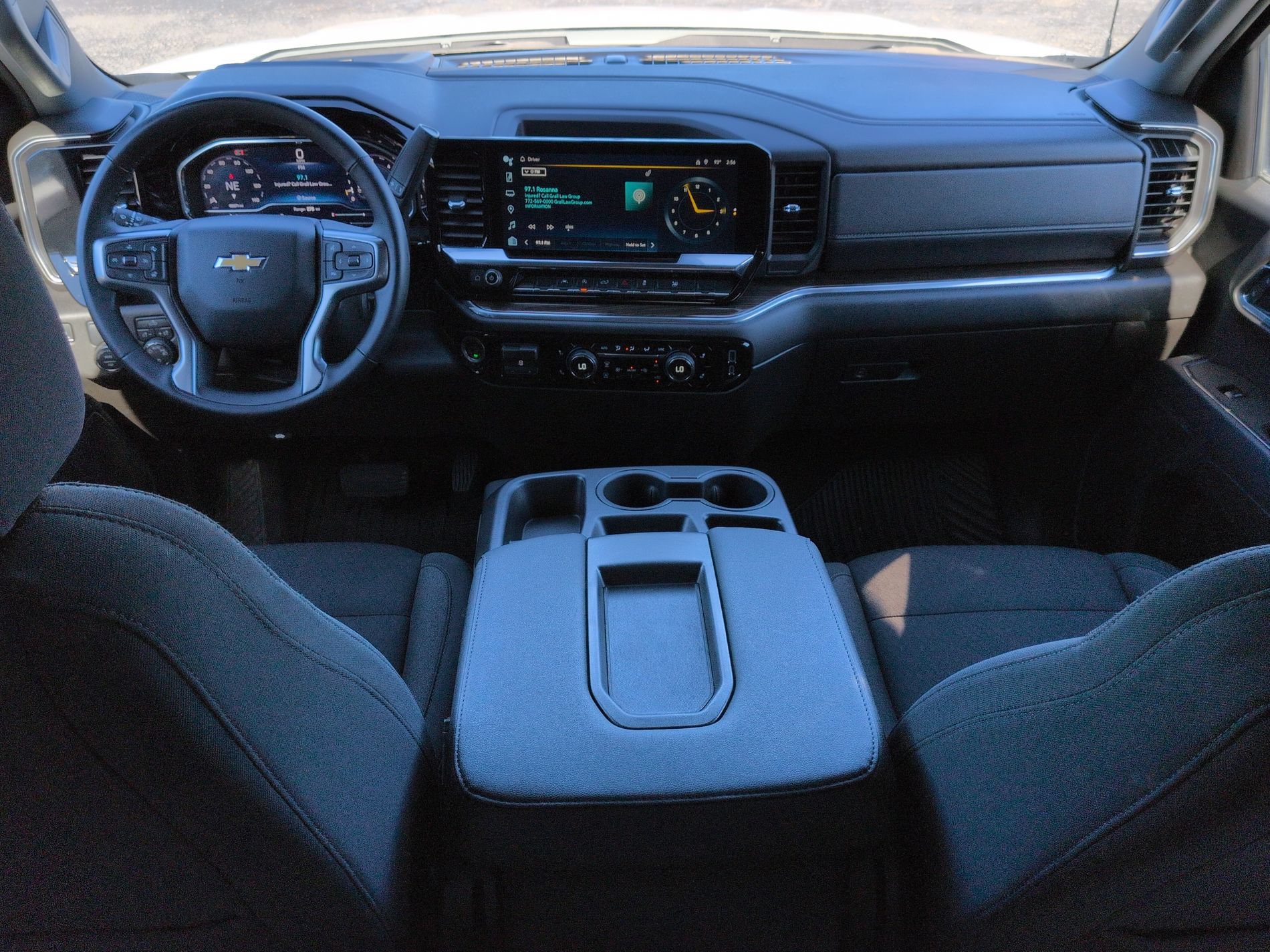 Used 2025 Chevrolet Silverado 1500 LT RWD image 15