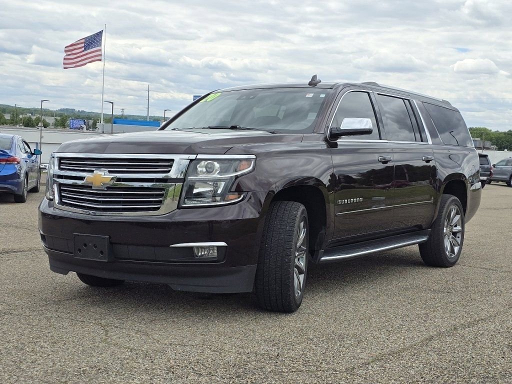 Used 2020 Chevrolet Suburban Premier AWD/4WD image 21