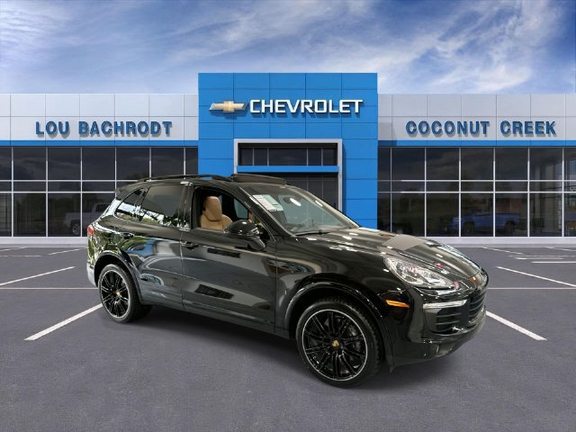 Used 2018 Porsche Cayenne Platinum Edition AWD/4WD image 2