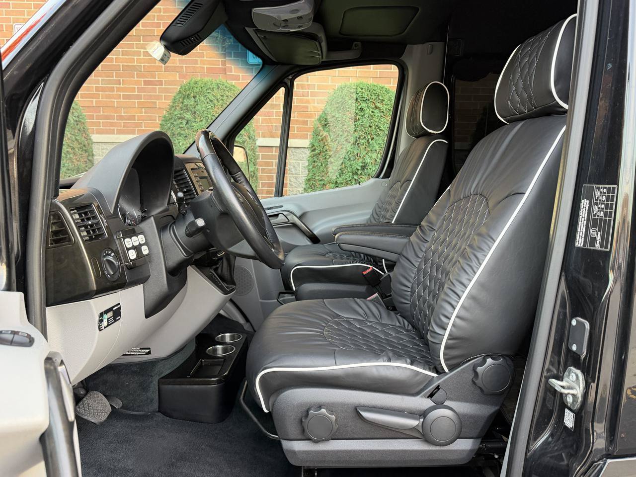 Used 2016 Mercedes-Benz Sprinter 3500 image 16