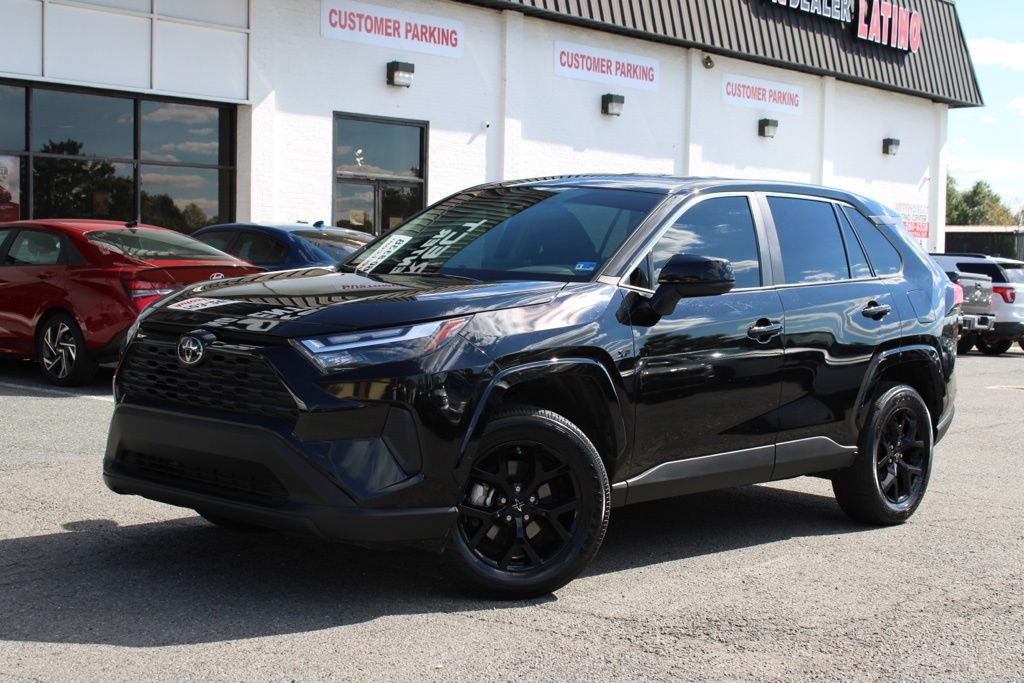 Used 2025 Toyota RAV4 LE FWD image 2