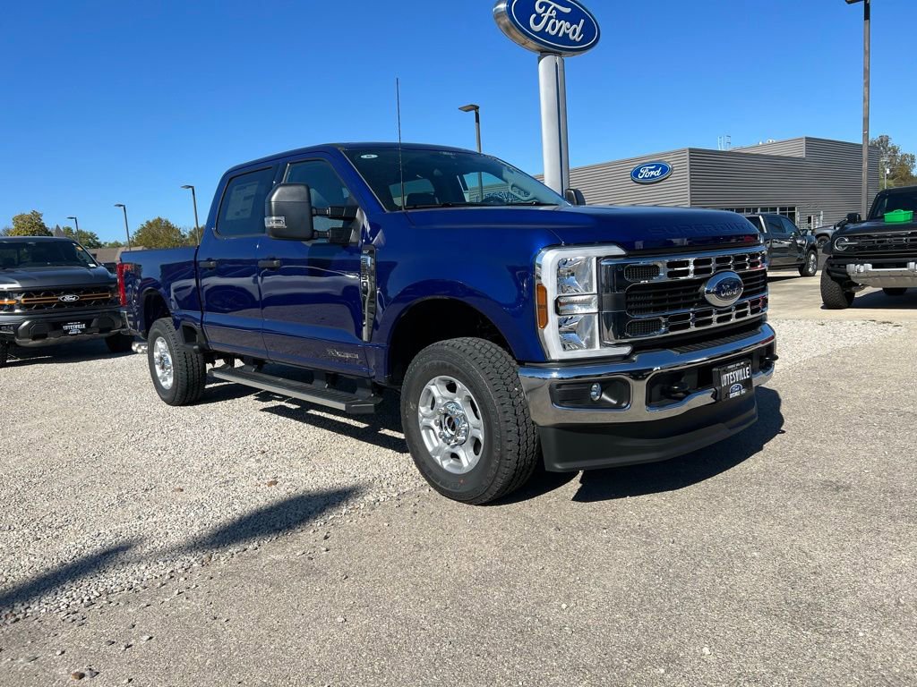 New 2026 Ford F250 XLT w/ FX4 Off-Road Package image 2