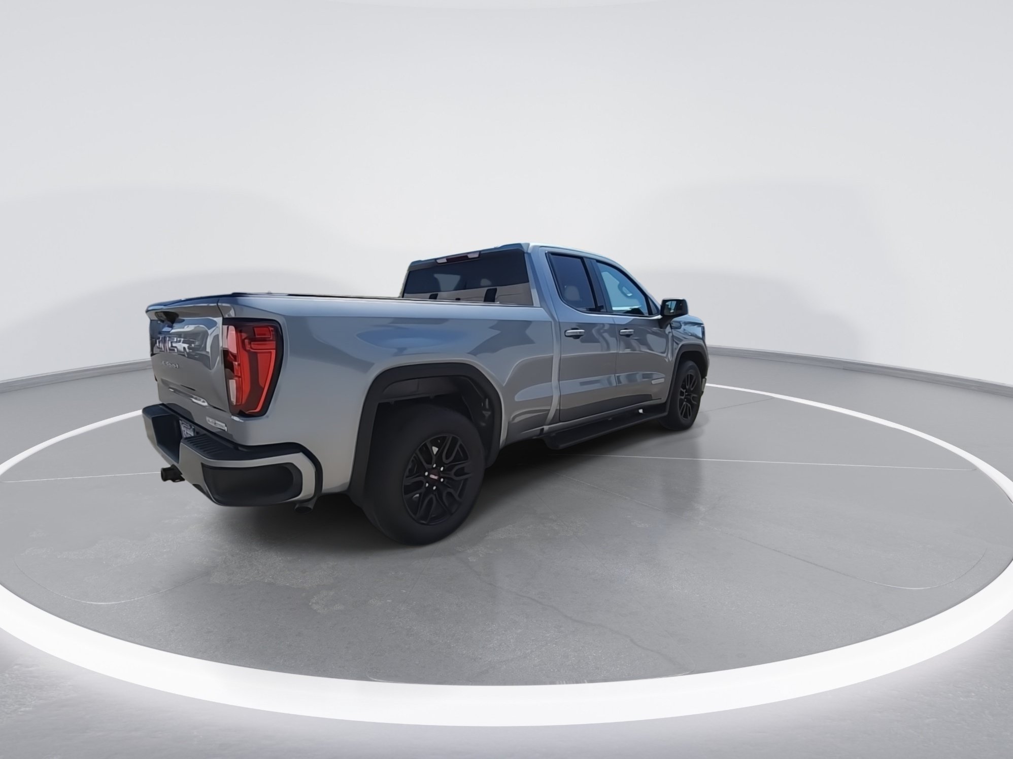 Used 2024 GMC Sierra 1500 Elevation RWD image 8
