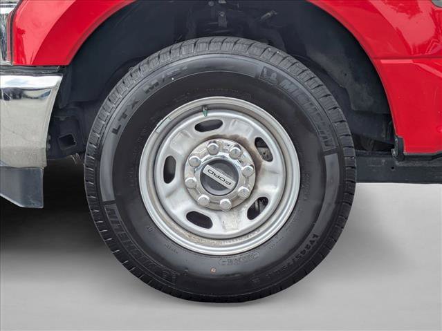 Used 2022 Ford F250 XL w/ Power Equipment Group RWD image 19