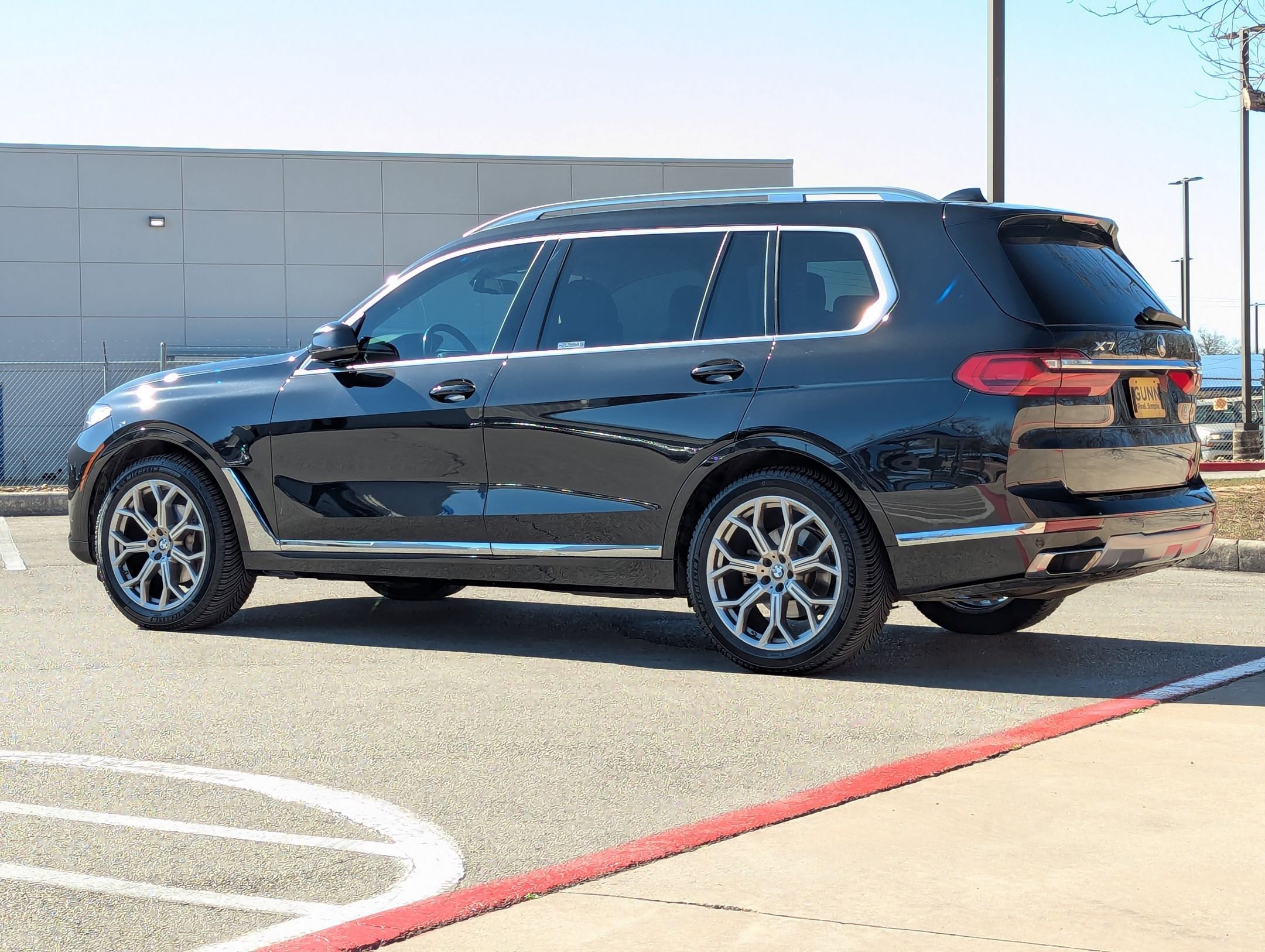 Used 2022 BMW X7 xDrive40i AWD/4WD image 6