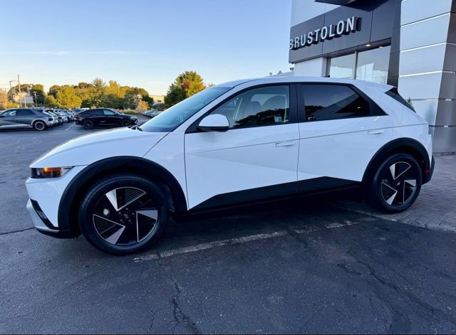 Used 2025 Hyundai Ioniq 5 SE image 7